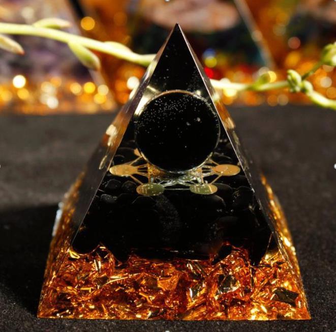 Crystal Pyramid Decoration Natural Crystal Crushed Stone Energy Tower