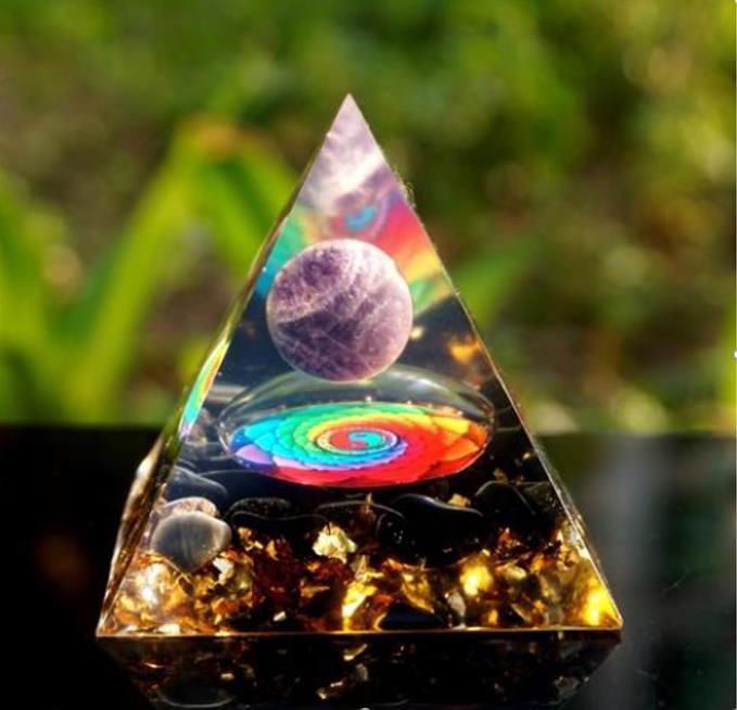 Ogan Pyramid Explosion Model Natural Crystal Crushed Stone Energy Tower