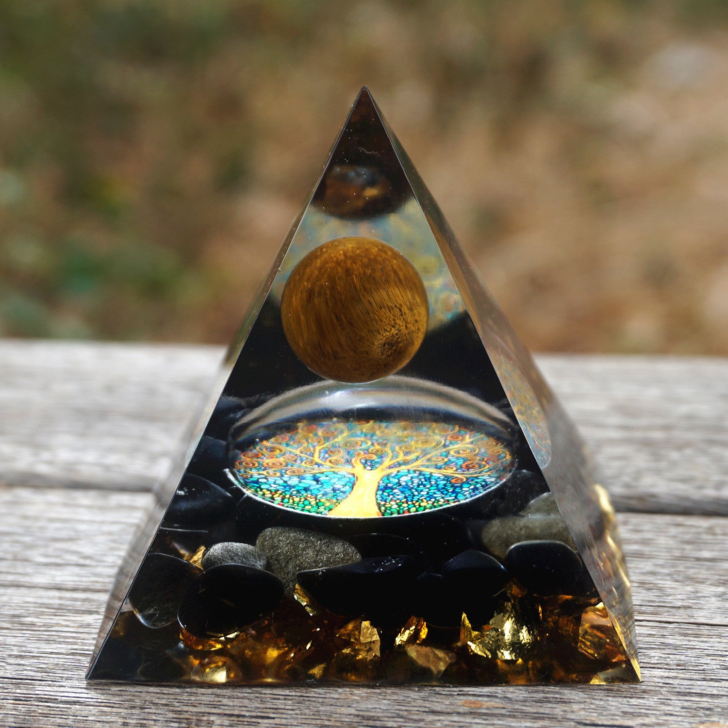 Ogan Pyramid Explosion Model Natural Crystal Crushed Stone Energy Tower