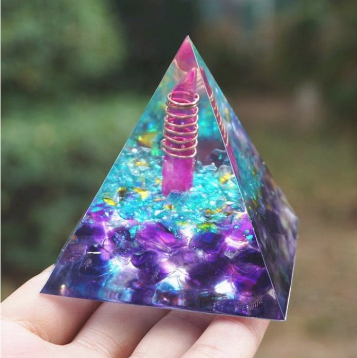 5cm Crystal Ball Chakra Pyramid