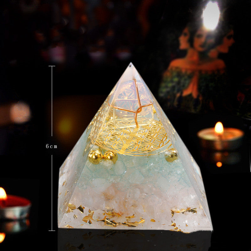 Natural Crystal Crushed Stone Creative Energy Pyramid